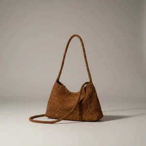 Sac tressé cuir souple porté épaule - Vue 1 - sac tressé